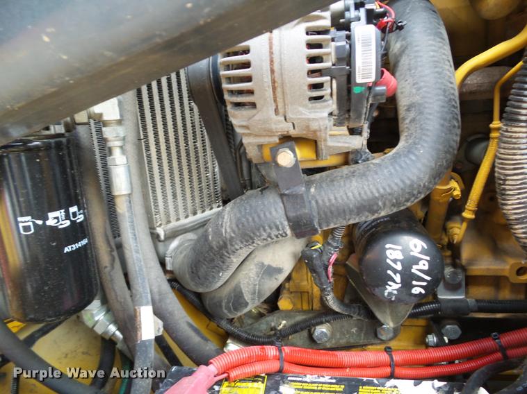 image for item L5578 2012 John Deere 333DT skid steer