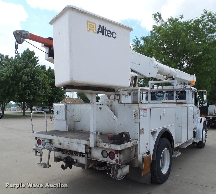 image for item L5579 2001 Freightliner FL70 bucket truck