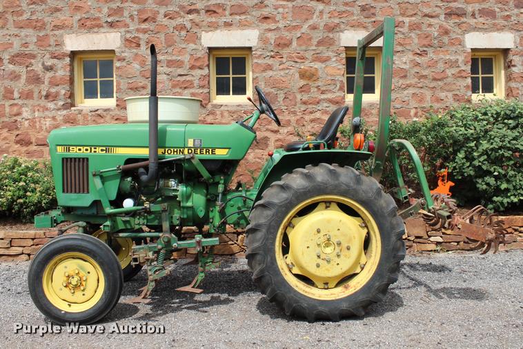 image for item BE9491 1986 John Deere 900HC tractor