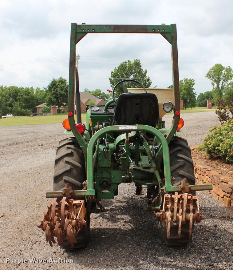 image for item BE9491 1986 John Deere 900HC tractor