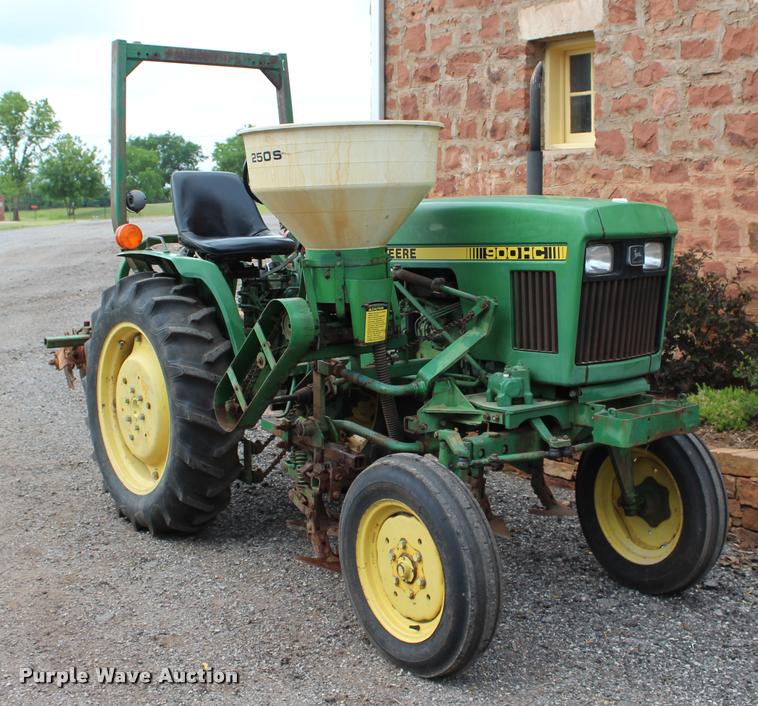 image for item BE9491 1986 John Deere 900HC tractor