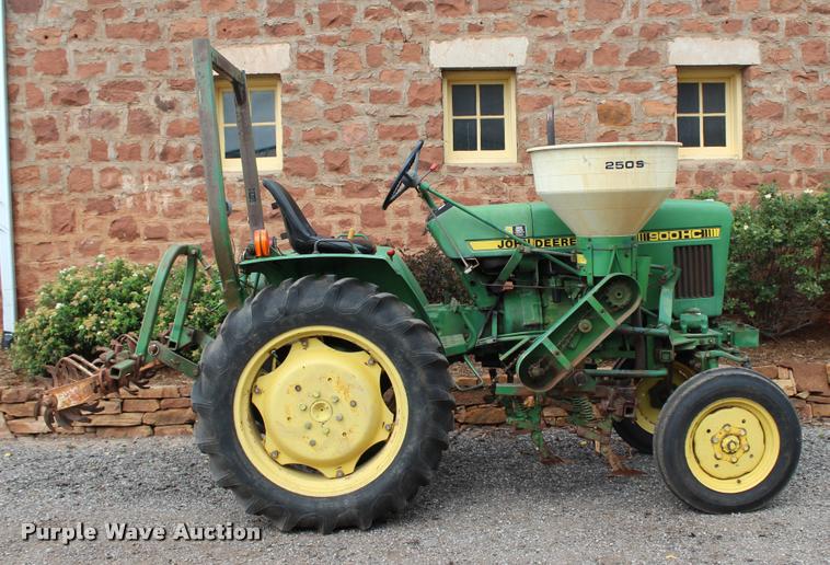 image for item BE9491 1986 John Deere 900HC tractor