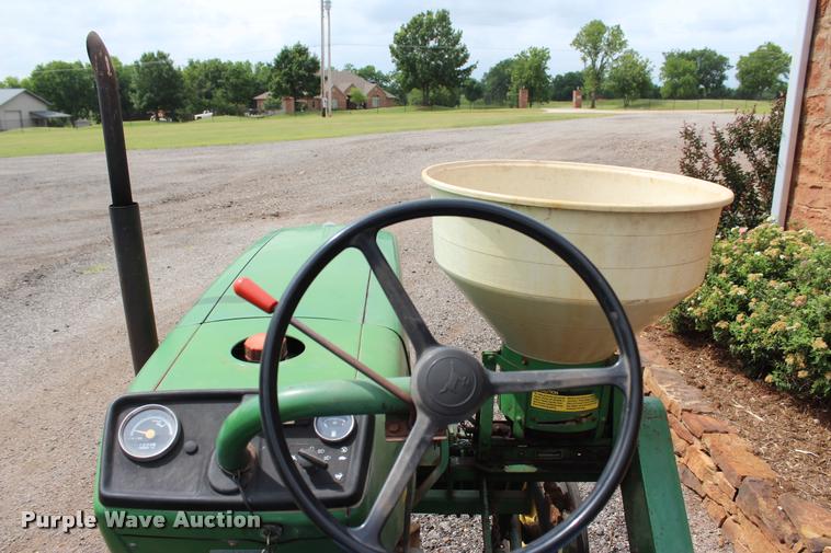 image for item BE9491 1986 John Deere 900HC tractor