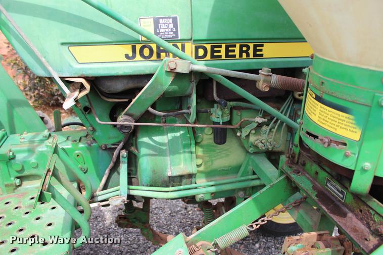 image for item BE9491 1986 John Deere 900HC tractor