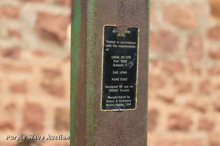 image for item BE9491 1986 John Deere 900HC tractor