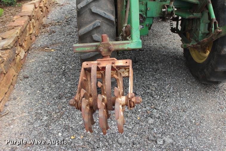 image for item BE9491 1986 John Deere 900HC tractor