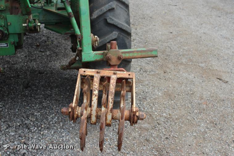 image for item BE9491 1986 John Deere 900HC tractor