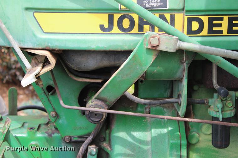 image for item BE9491 1986 John Deere 900HC tractor