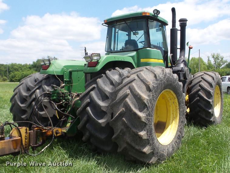 image for item BI9690 1997 John Deere 9400 4WD tractor