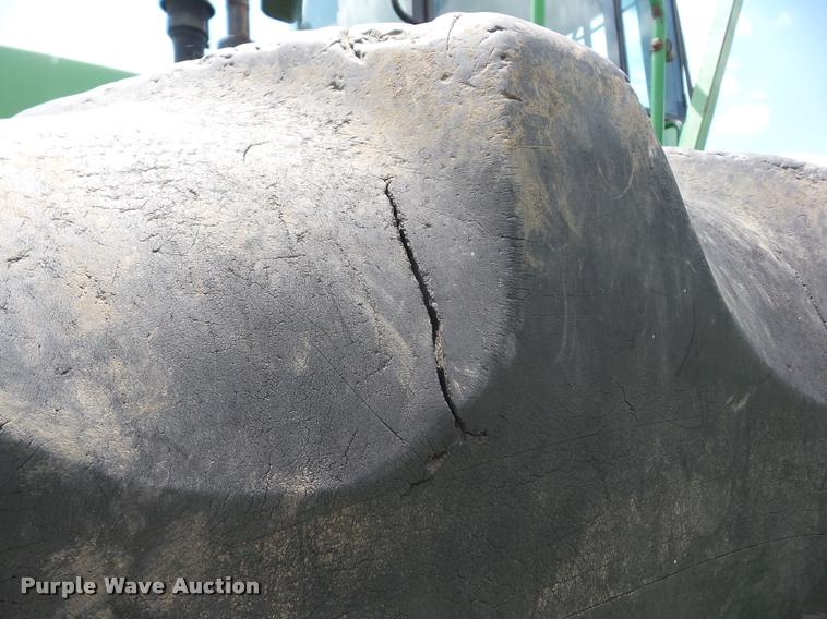 image for item BI9690 1997 John Deere 9400 4WD tractor