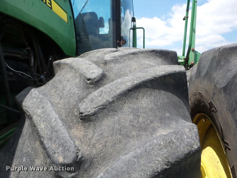 image for item BI9690 1997 John Deere 9400 4WD tractor