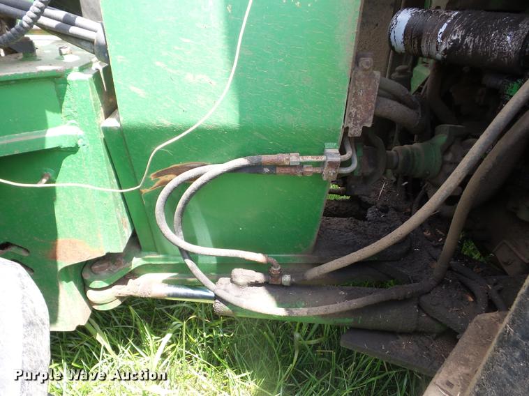 image for item BI9690 1997 John Deere 9400 4WD tractor