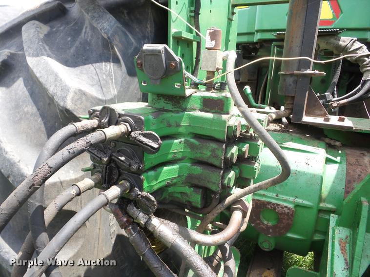 image for item BI9690 1997 John Deere 9400 4WD tractor