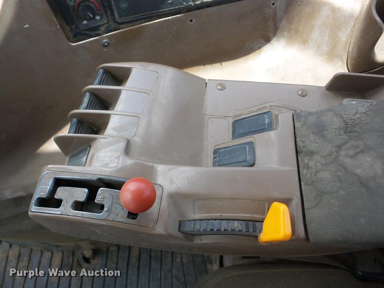 image for item BI9690 1997 John Deere 9400 4WD tractor