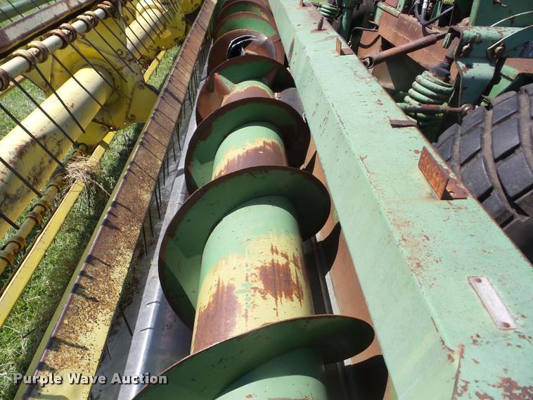 image for item BI9695 1980 John Deere 2280 self-propelled windrower