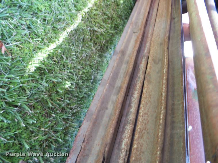 image for item BI9695 1980 John Deere 2280 self-propelled windrower