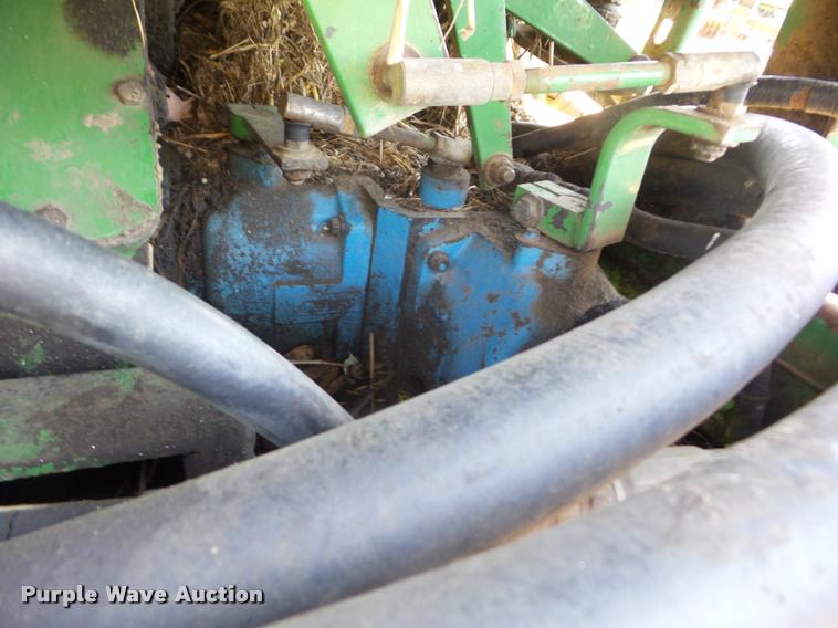 image for item BI9695 1980 John Deere 2280 self-propelled windrower