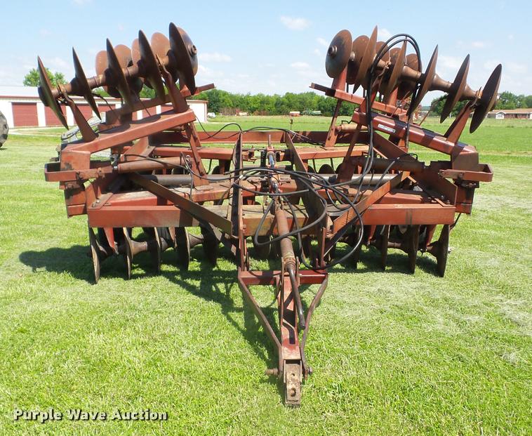 image for item BI9696 International tandem off-set disk