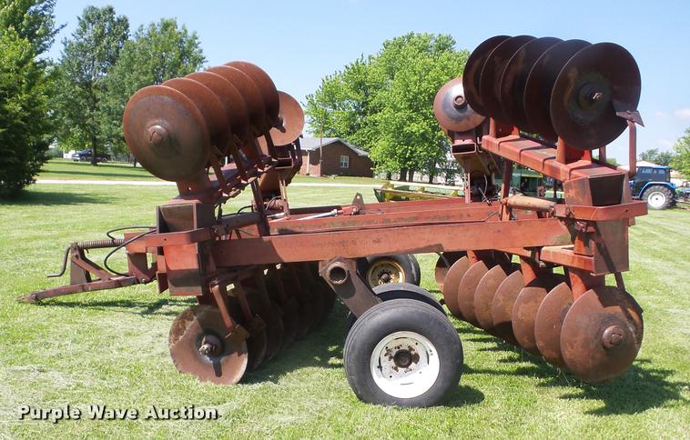 image for item BI9696 International tandem off-set disk