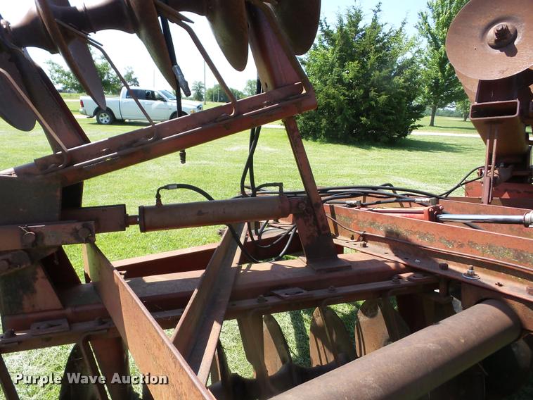 image for item BI9696 International tandem off-set disk