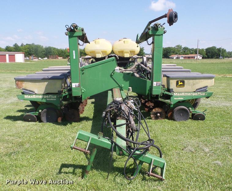 image for item BI9697 John Deere 1770 Conservation no-till planter