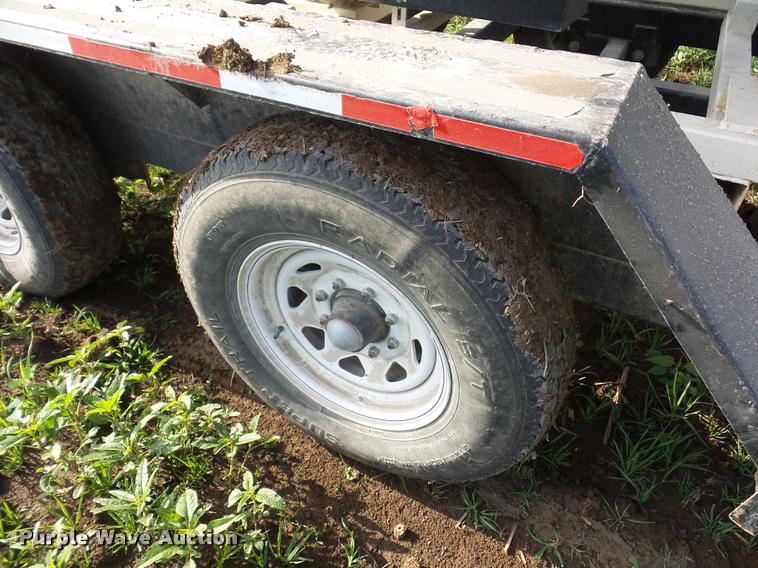 image for item BS9452 Friesen 220BST seed tender