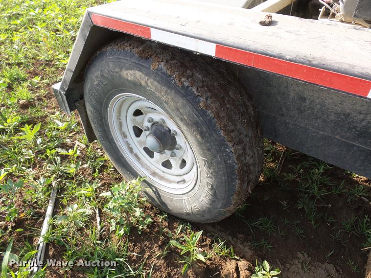 image for item BS9452 Friesen 220BST seed tender