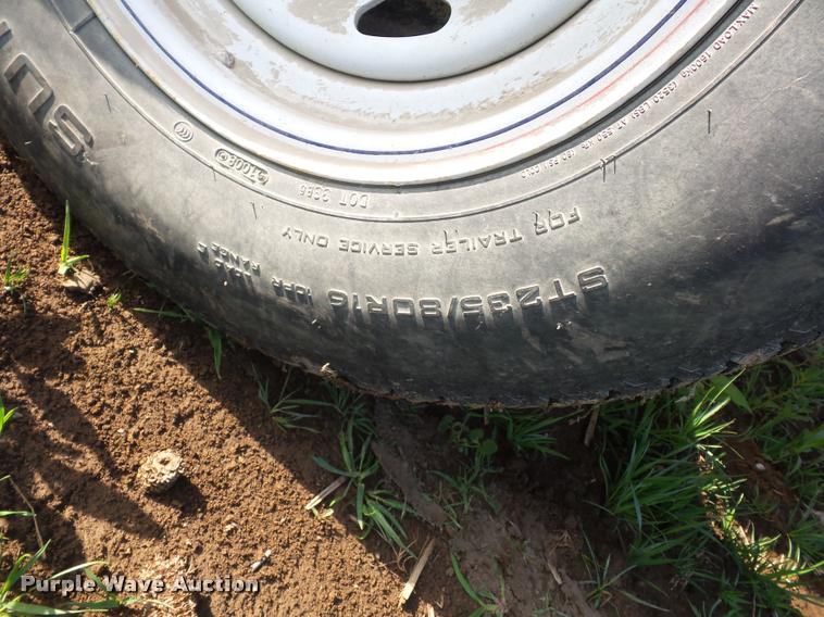 image for item BS9452 Friesen 220BST seed tender