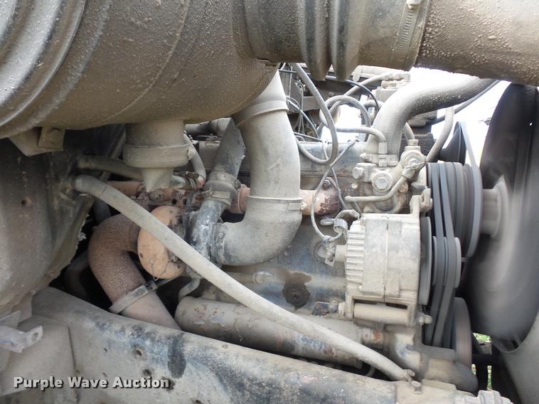 image for item BS9454 1980 International F1954 silage truck