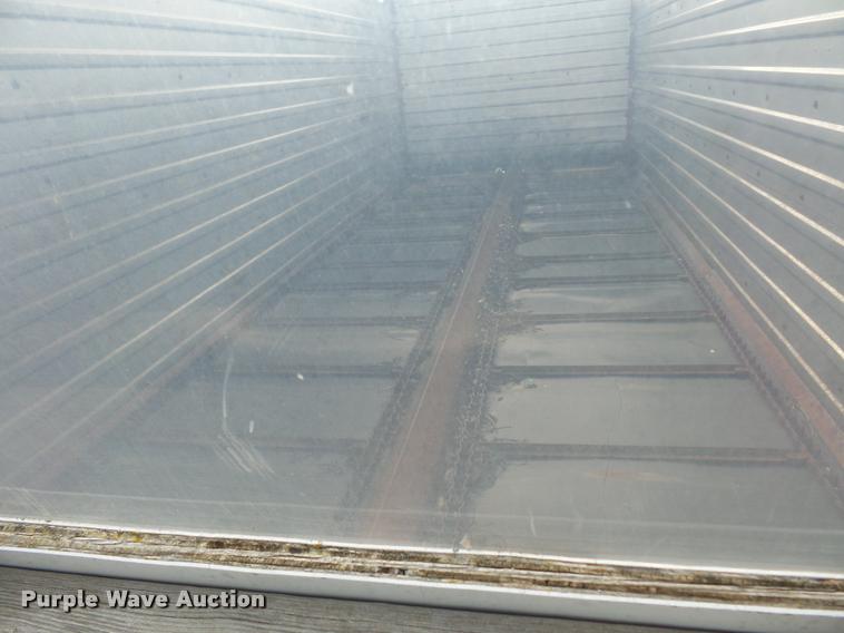 image for item BS9454 1980 International F1954 silage truck