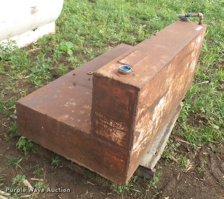 image for item BS9457 L-shaped fuel tank