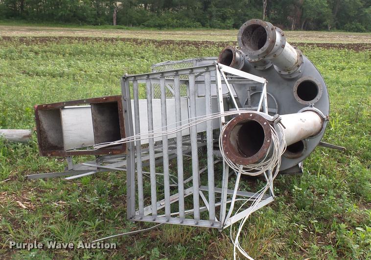 image for item BS9461 Clay grain leg