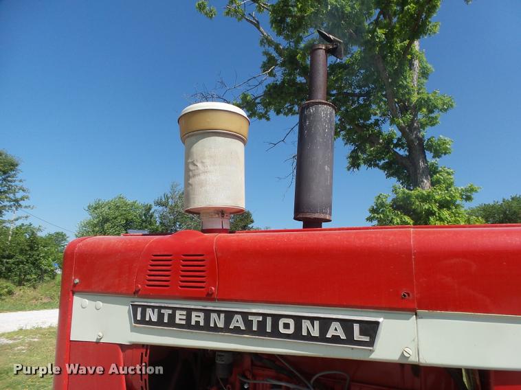 image for item DA2706 International Farmall 756 tractor
