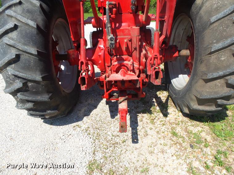 image for item DA2706 International Farmall 756 tractor