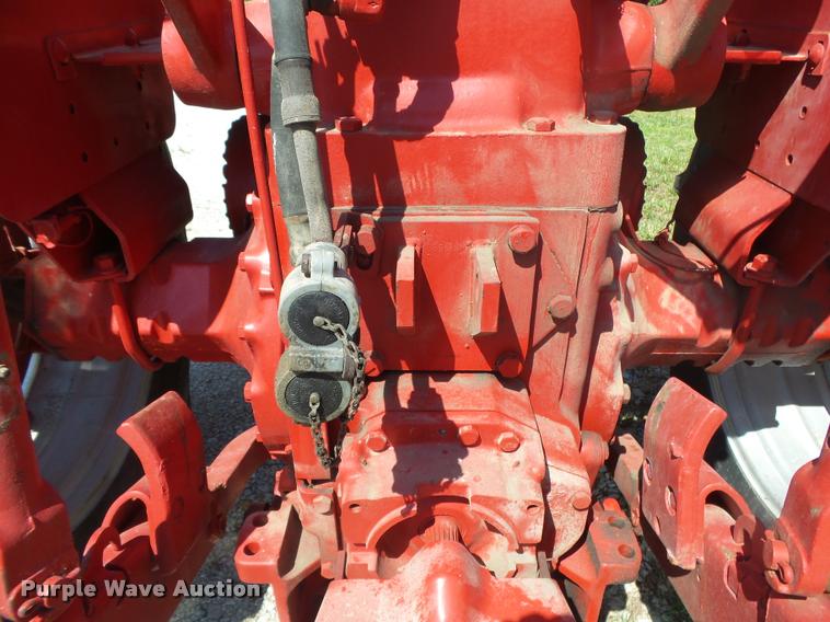 image for item DA2706 International Farmall 756 tractor