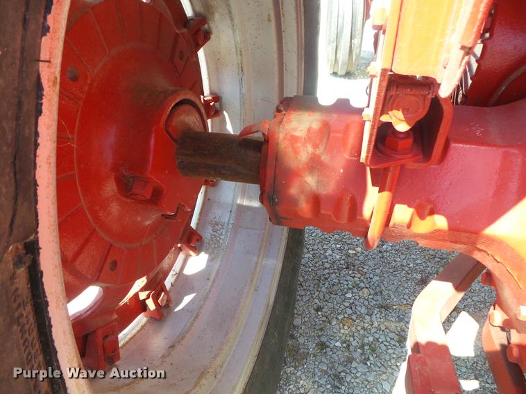 image for item DA2706 International Farmall 756 tractor