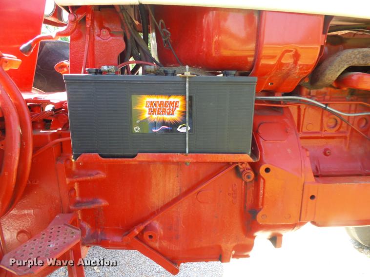 image for item DA2706 International Farmall 756 tractor