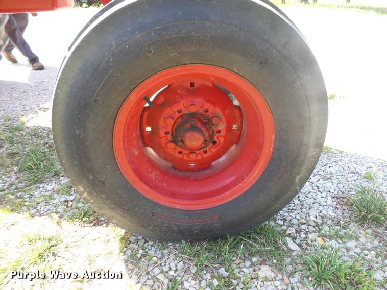 image for item DA2706 International Farmall 756 tractor