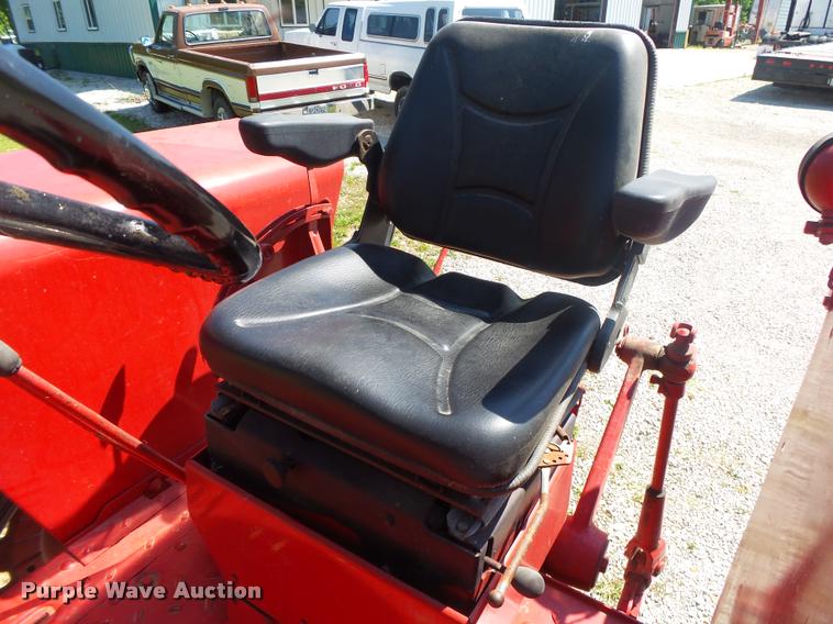 image for item DA2706 International Farmall 756 tractor