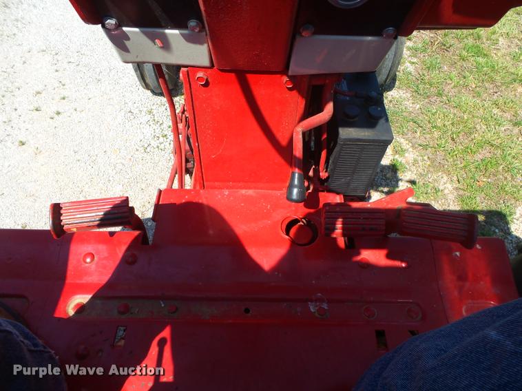 image for item DA2706 International Farmall 756 tractor