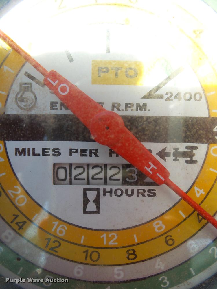 image for item DA2706 International Farmall 756 tractor