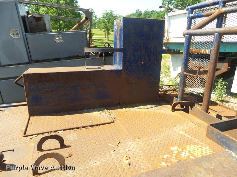 image for item DA2708 Utility bed