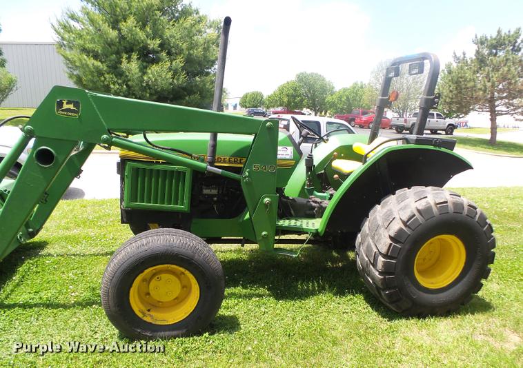 image for item DA2711 1994 John Deere 5300 MFWD tractor