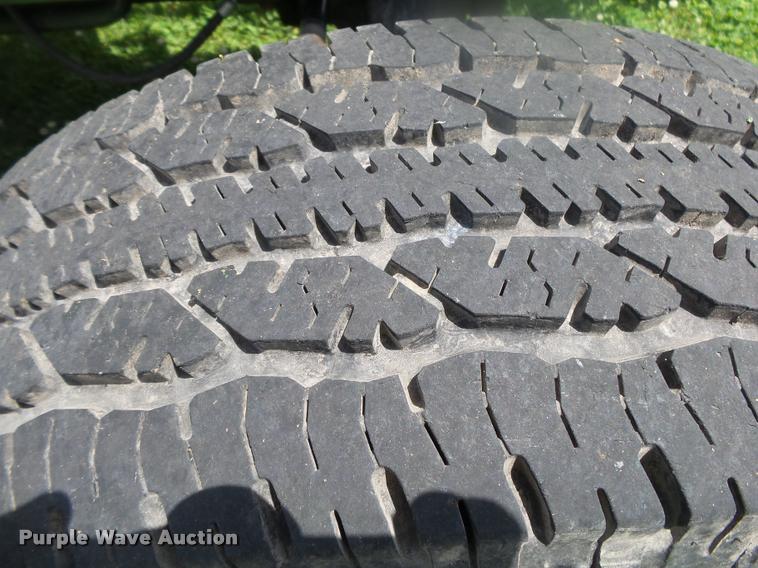 image for item DA2711 1994 John Deere 5300 MFWD tractor