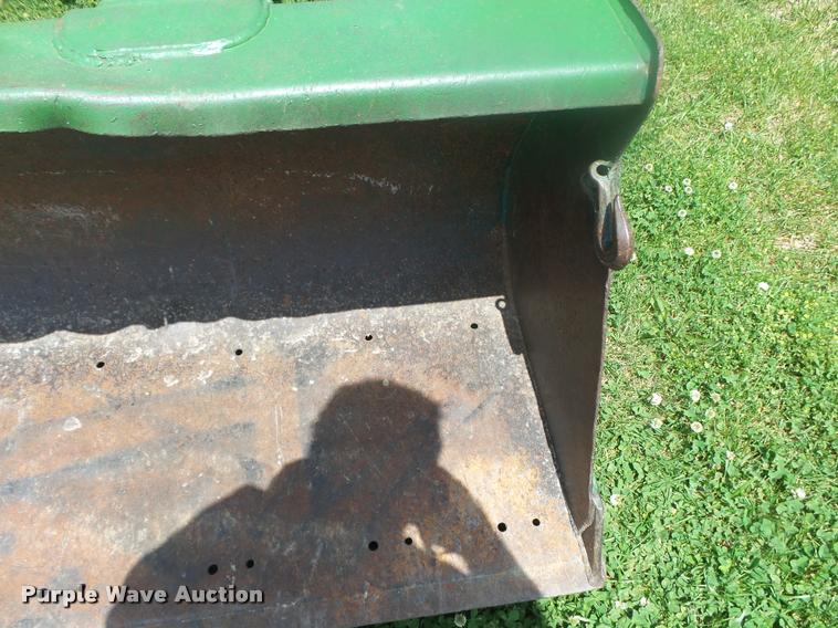 image for item DA2711 1994 John Deere 5300 MFWD tractor