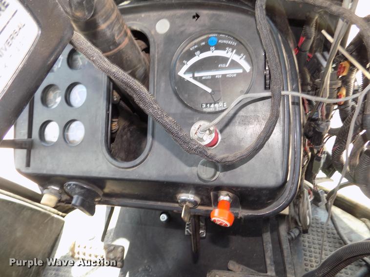 image for item DA3021 1981 John Deere 4840 tractor