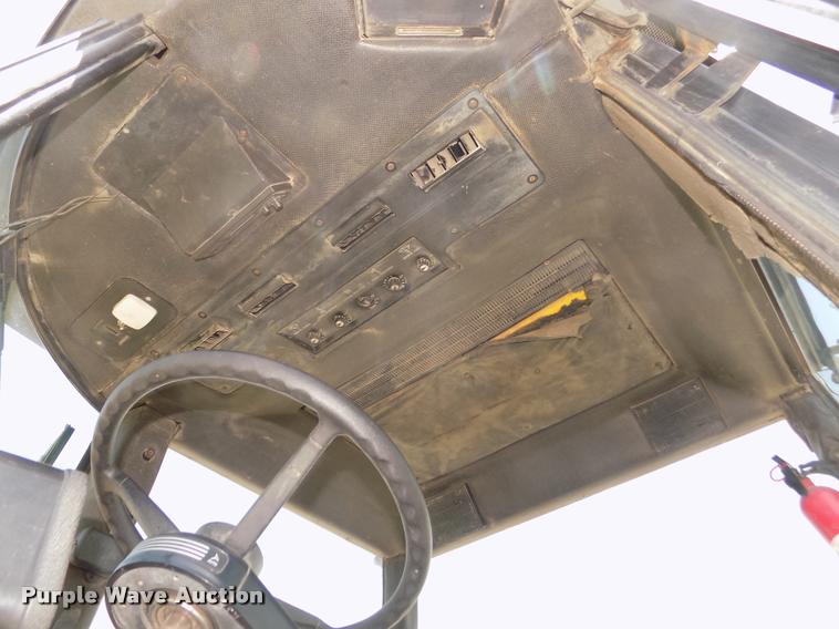 image for item DA3021 1981 John Deere 4840 tractor