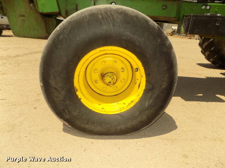 image for item DA3021 1981 John Deere 4840 tractor