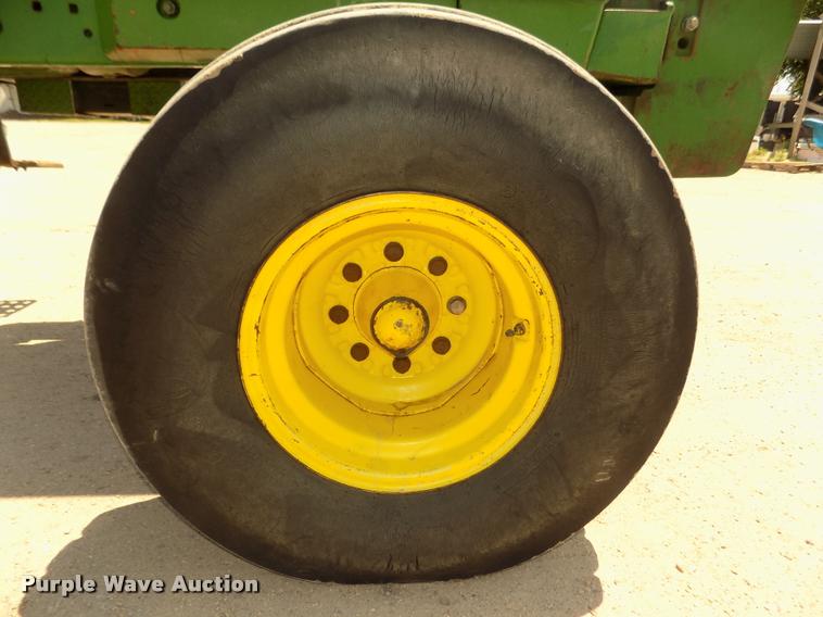 image for item DA3021 1981 John Deere 4840 tractor