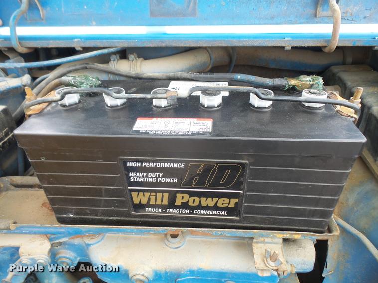 image for item DA6394 1971 Ford 2000 tractor